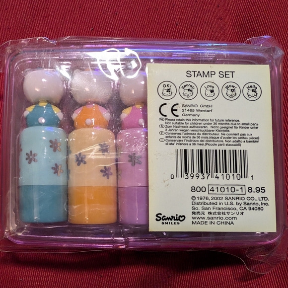 Hello Kitty stamp set - Picture 3 of 3